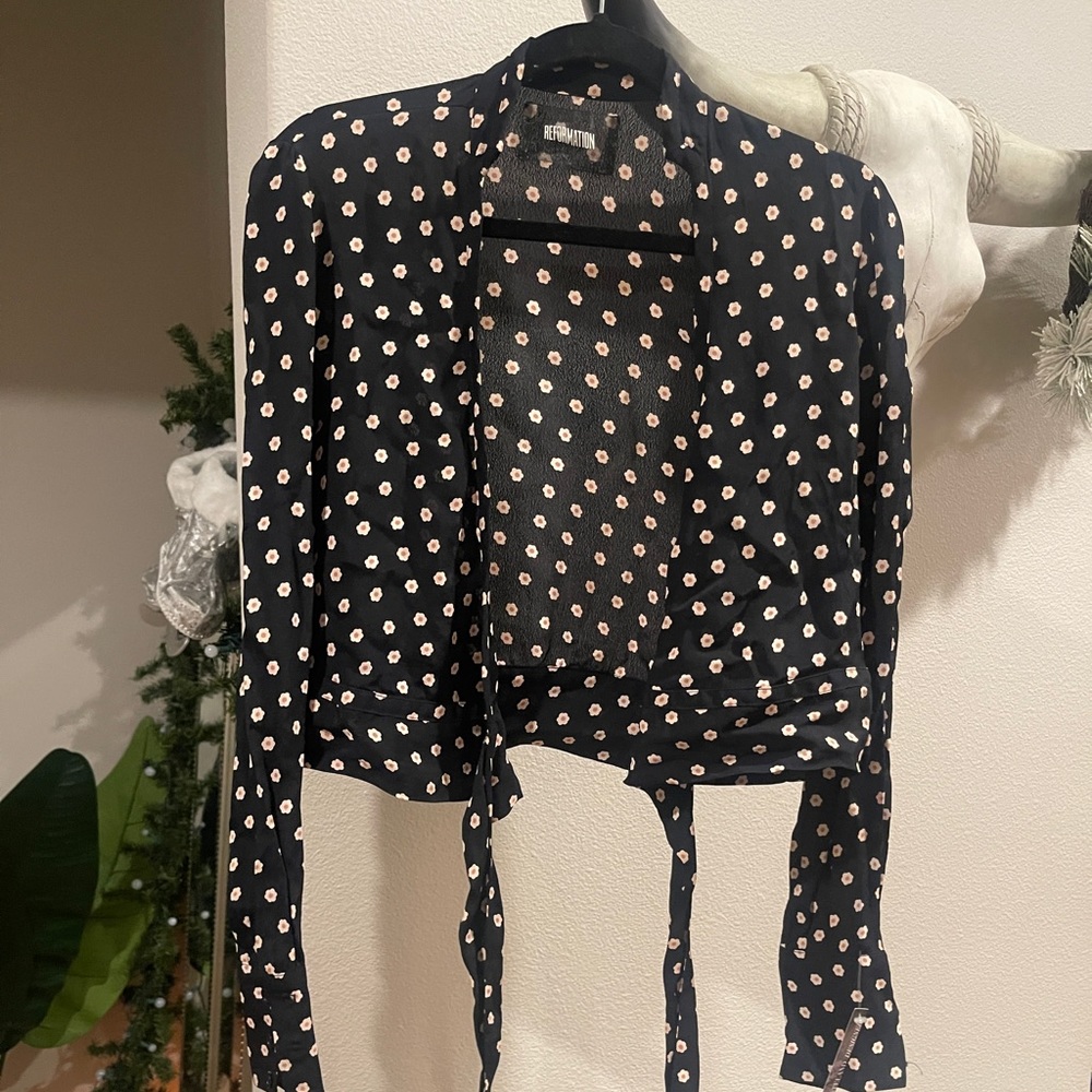 Reformation wrap blouse with floral print  size small